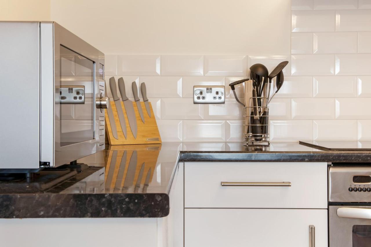 Central 1 Bd + Sofa Bed In The Heart Of Cheltenham! Exterior foto